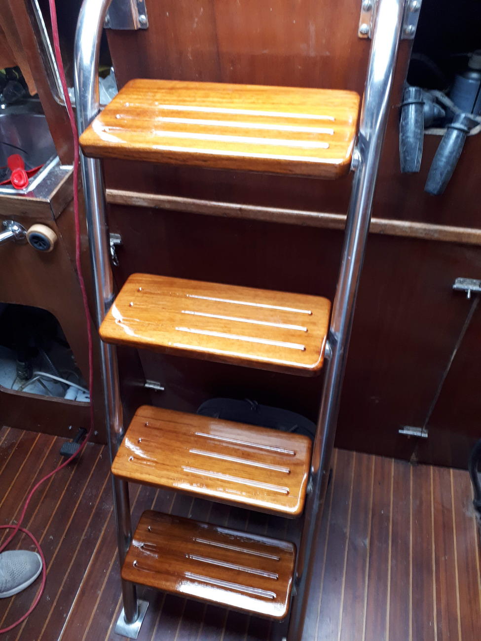 Interior 11