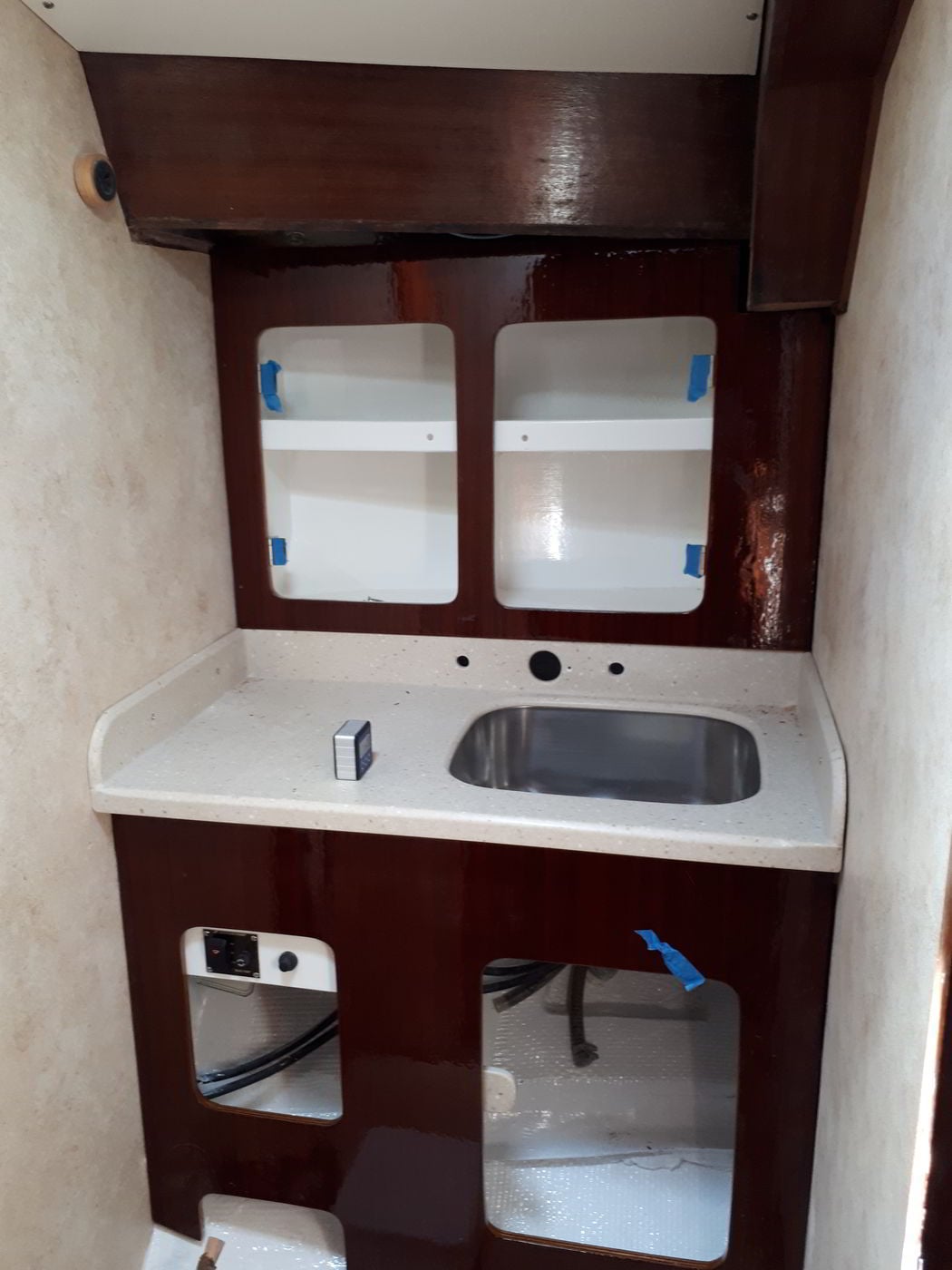 Interior 21