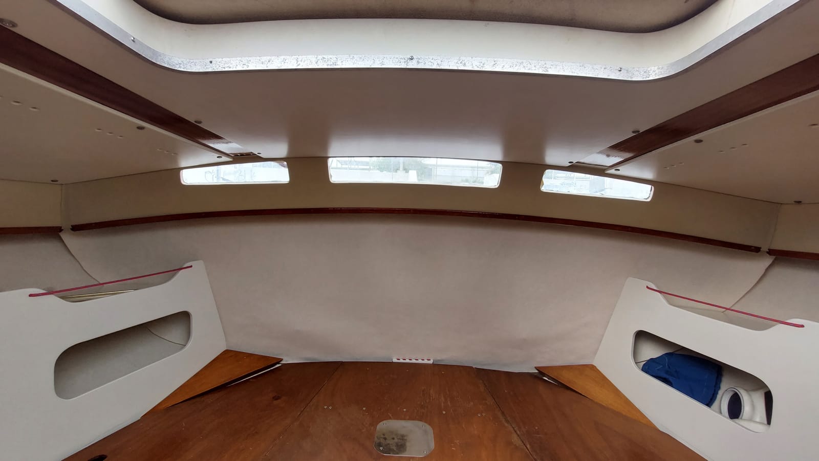 Aft cabin
